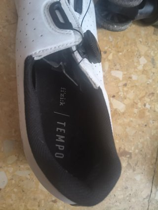 Zapatillas Ciclismo Fizik Blancas