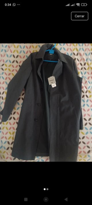 Abrigo Uniqlo Blocktech Gris Talla L