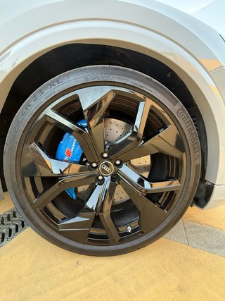 Audi RS Q8 CARBON