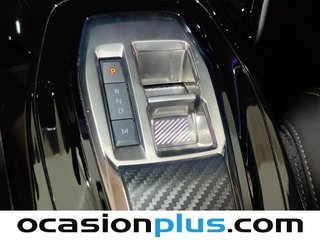 Peugeot 2008 GT Hybrid eDCS6 100 kW (136 CV)