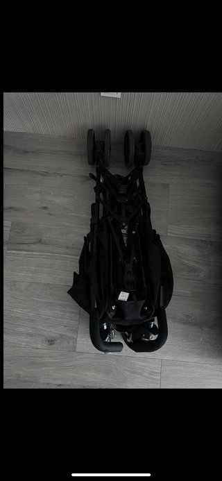 Silla de paseo ligera negra chicco liteway