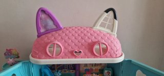 La casa de muñecas de Gaby Gato con Accesorios