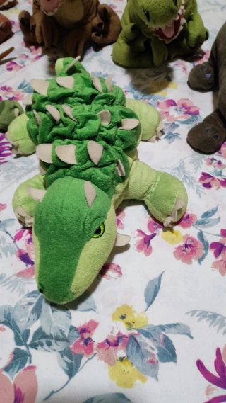 Lote de peluches de dinosaurios