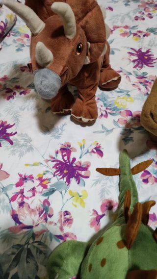 Lote de peluches de dinosaurios