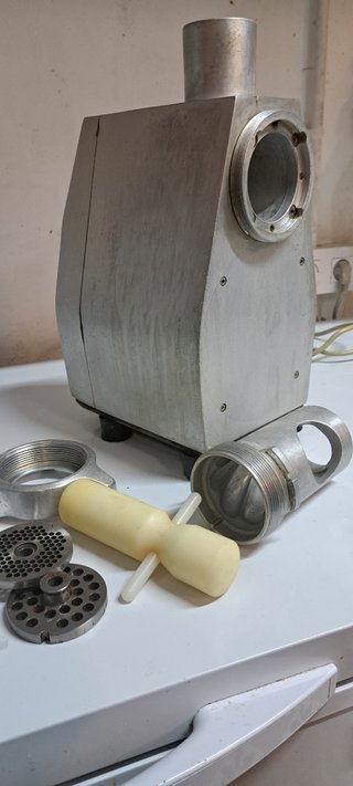Molino Eléctrico de Carne
