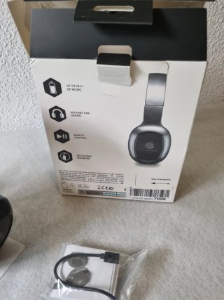Auriculares inalámbricos negros