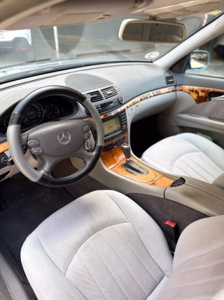 Mercedes-Benz Clase E 2006