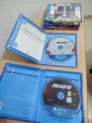 Pack Juegos PS4: God of War, WWE 2K19, FIFA 21, F1
