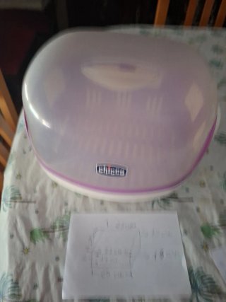 Sterilizzatore per biberon Chicco