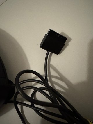 Volante e pedali Thrustmaster per PS