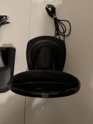 Volante e pedali Thrustmaster per PS