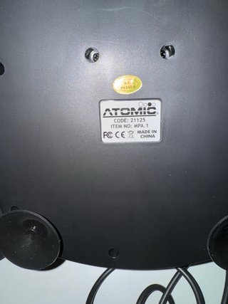 Volante e pedali Thrustmaster per PS