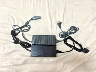 Lote Xbox 360 +Kinect +Mandos +Cargadores(REPARAR)