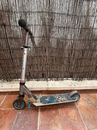 Patinete infantil azul