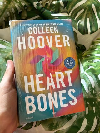 Lotto 2 Libri Colleen Hoover – Heart Bones + 9 Nov