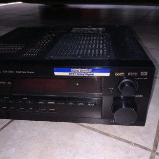 Ampmificador Pioneer VSX-D510.