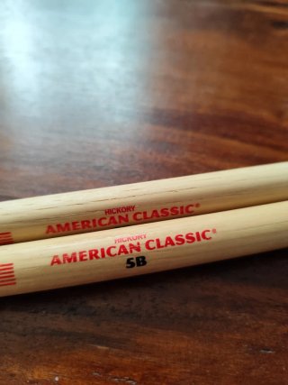 Baquetas Vic Firth American Classic 5B