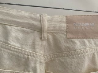 Pantalón vaquero Pull&Bear beige
