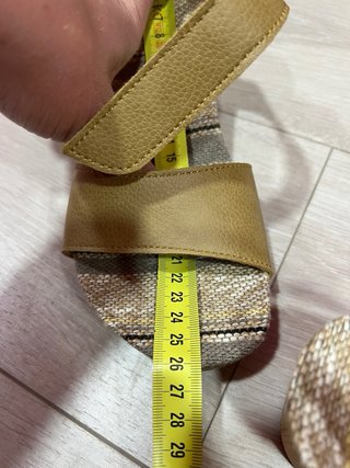 El Naturalista Sandalias Tacón Cuña Piel Talla 39