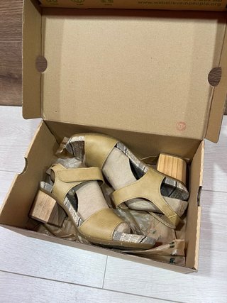 El Naturalista Sandalias Tacón Cuña Piel Talla 39