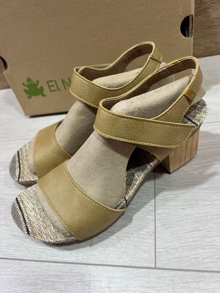 El Naturalista Sandalias Tacón Cuña Piel Talla 39