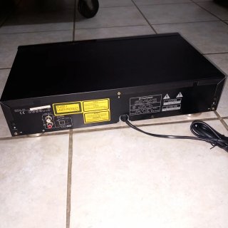 Reproductor CD Pioneer PD-104.