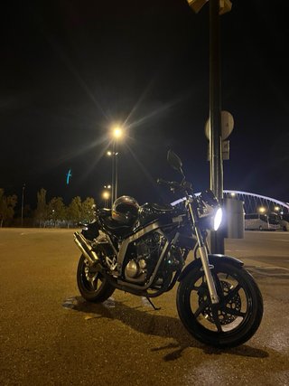 Hyosung 125 Naked Negra 2009