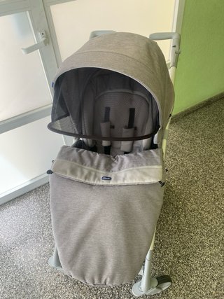 Carro bebé marca CHICCO