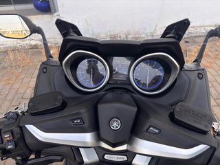 Yamaha T-Max 530 Maxi Scooter Azul/Gris