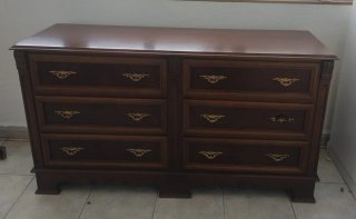 Cómoda clásica madera maciza