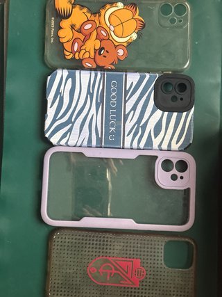 Fundas iPhone 11 Varias