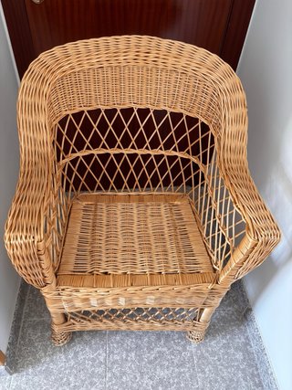 Sillón de mimbre natural beige