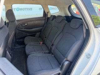 KIA Carens 2014 UNICO DUEÑO GANCHO REMOLQUE