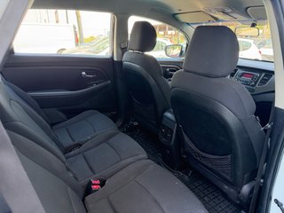 KIA Carens 2014 UNICO DUEÑO GANCHO REMOLQUE