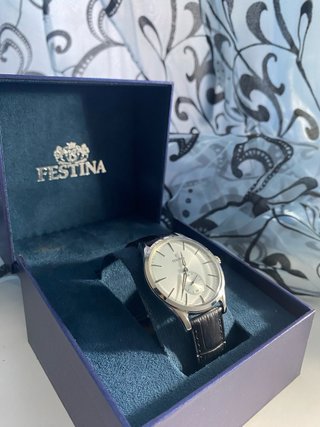 Festina F16979/1 Classic Hombre - Como Nuevo