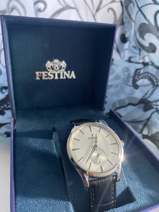 Festina F16979/1 Classic Hombre - Como Nuevo