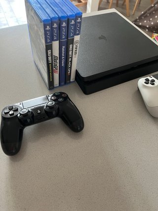 Console PS4 Slim 500GB Nero + 5 Giochi