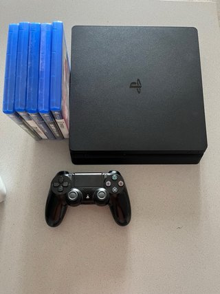 Console PS4 Slim 500GB Nero + 5 Giochi