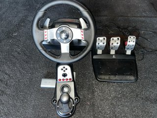 Volante Logitech G27 con Pedales y Palanca
