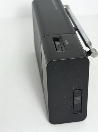 Radio Portátil Sony AM/FM ICF-P36