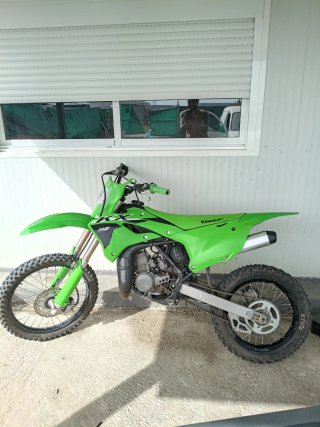 Kawasaki 112 Verde Moto de Cross