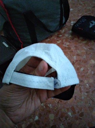 Gorra Adidas Blanca Perforada
