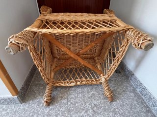 Butaca de mimbre artesanal