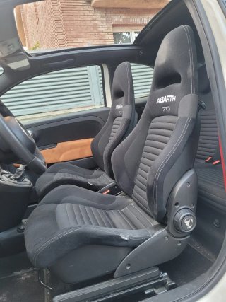 Abarth 595 C Competizione 70 aniversario
