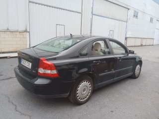 Volvo S40 2004