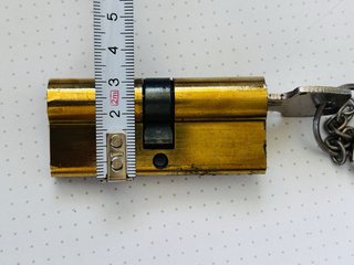 Bombín seguridad FAB latonado 65x33mm