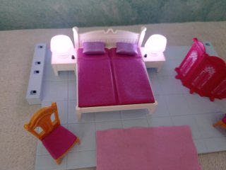 Playmobil Cama con Luces, Biombo y Sillas WQ
