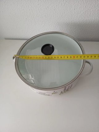 Olla blanca con tapa de cristal