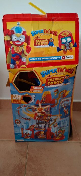 Superthings Torre de Entrenamiento