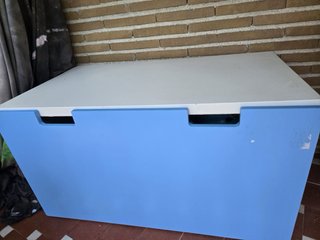Armario infantil azul y blanco